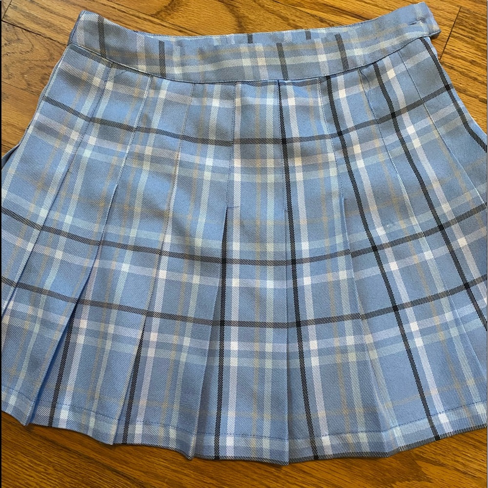 Blue pleated skirt